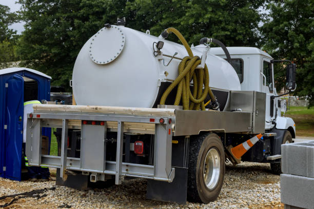 Best Porta potty rental near me  in Essex, MD